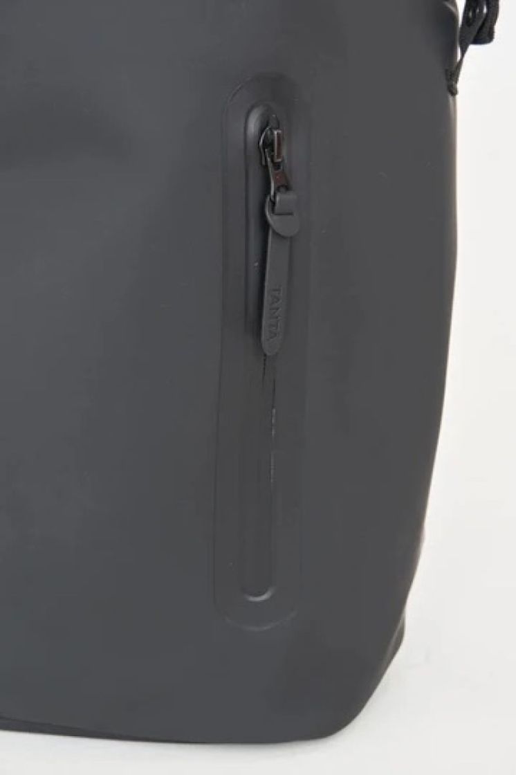 SNIEGO BLACK BLACK