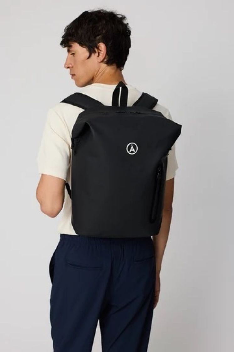 SNIEGO BLACK BLACK