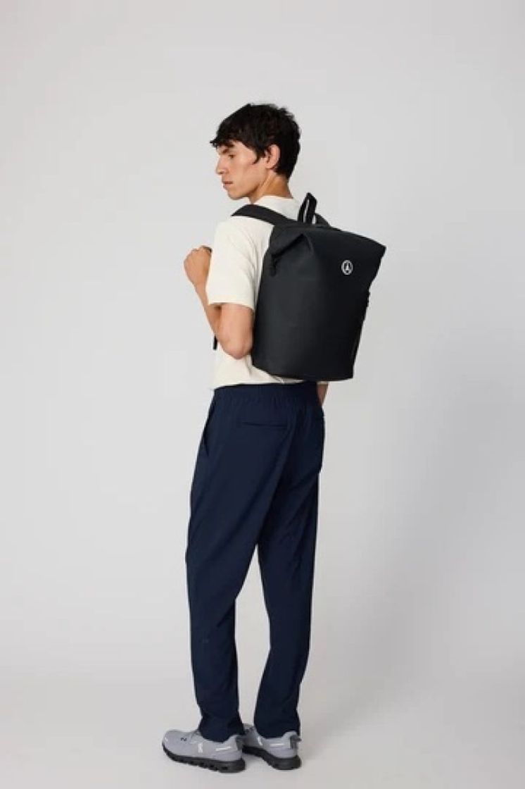SNIEGO BLACK BLACK