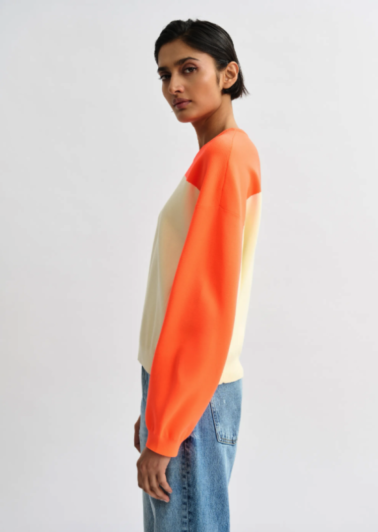 J3OW OFF WHITE