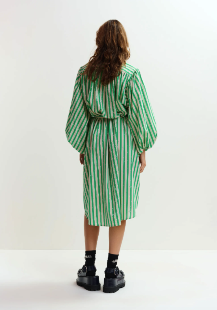 J2OW OFF WHITE