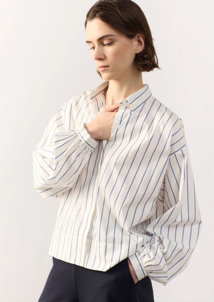 023 NAVY 023