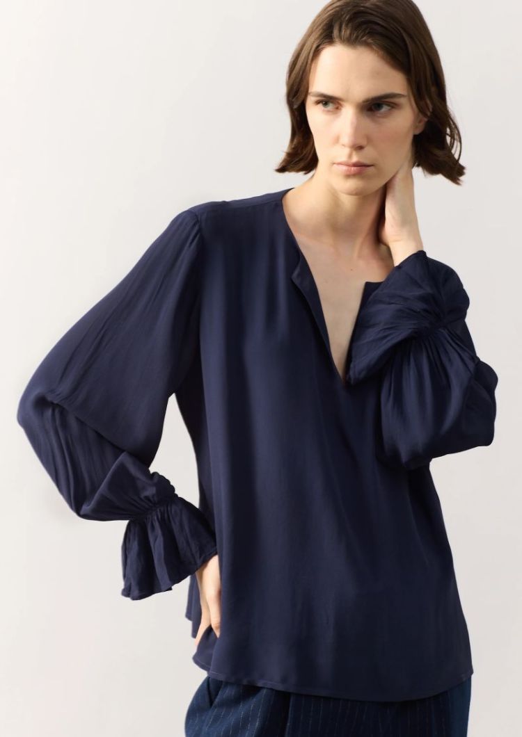 023 NAVY 023