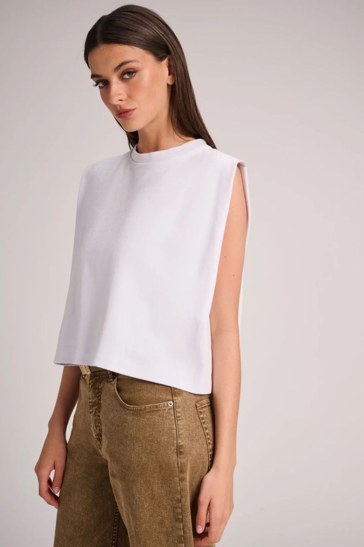 WHITE WHITE