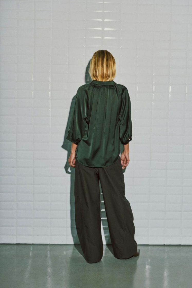 DEEP FOREST GREEN DEEP FOREST GRE