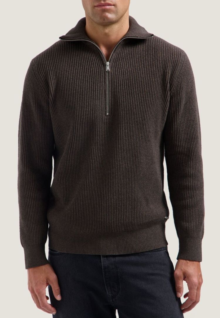 799 DK.BROWN 799
